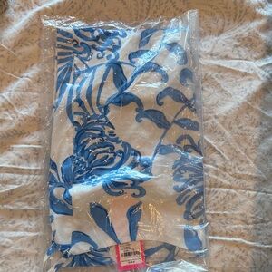 Lilly Pulitzer Girls Mini Shelli Dress in “Glisten in the Sun”